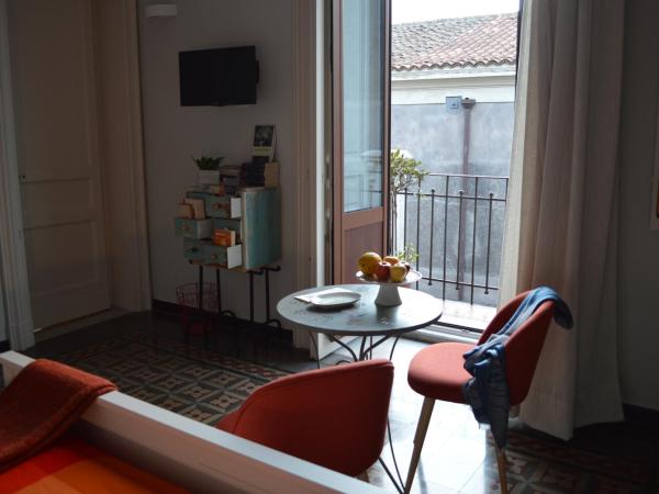 Bed, Book & Breakfast Landolina : photo 7 de la chambre chambre double deluxe avec balcon