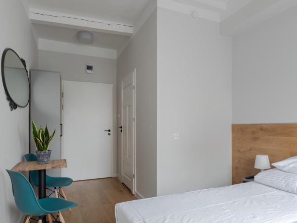 MoHo XL : photo 3 de la chambre chambre double ou lits jumeaux avec salle de bains privative