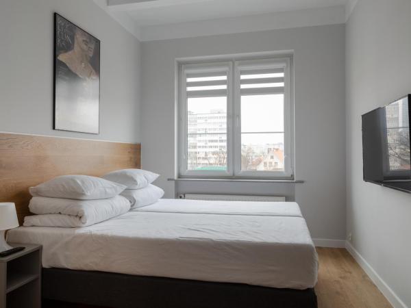 MoHo XL : photo 2 de la chambre chambre double ou lits jumeaux avec salle de bains privative