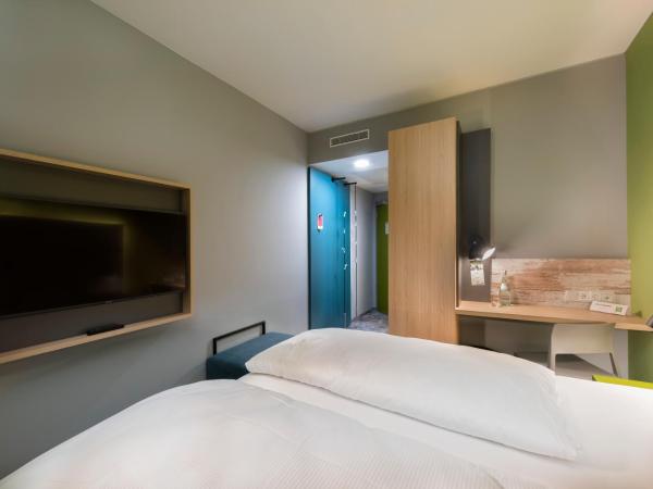 ibis Styles Stuttgart Vaihingen : photo 2 de la chambre chambre double standard