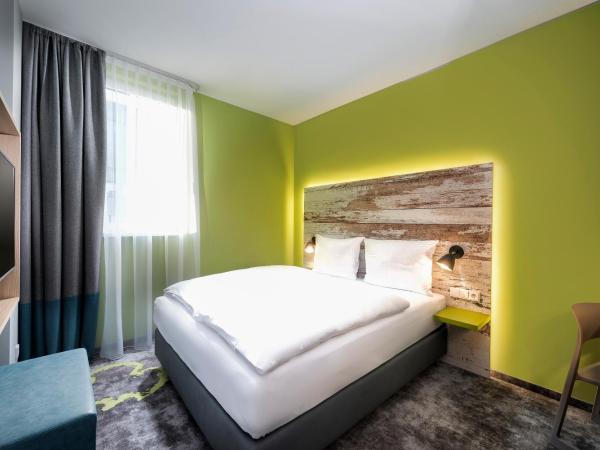 ibis Styles Stuttgart Vaihingen : photo 1 de la chambre chambre double standard