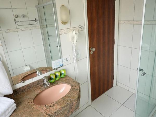 Caravelle Palace Hotel : photo 3 de la chambre chambre triple de luxe