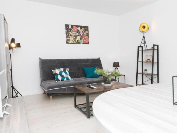 Résidence AURMAT - Appart - Hôtel - Boulogne - Paris : photo 1 de la chambre appartement 1 chambre - 90 rue du paris