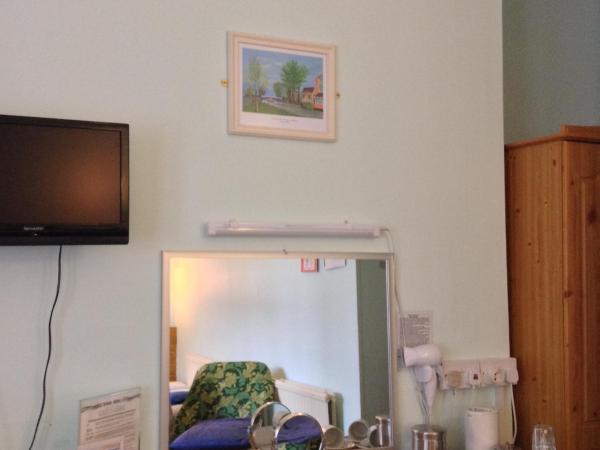 River Hotel : photo 2 de la chambre chambre lits jumeaux standard avec salle de bains privative