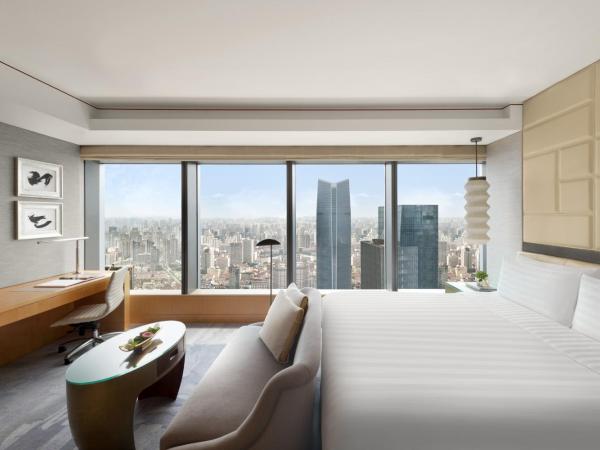 Jing An Shangri-La, Shanghai : photo 5 de la chambre chambre lit king-size de luxe