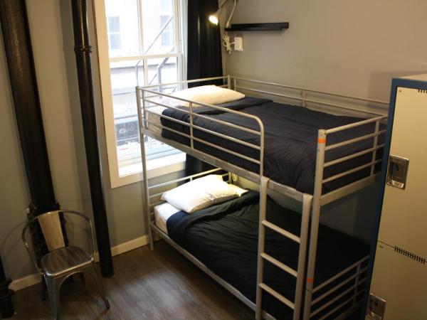Apple Hostels of Philadelphia : photo 2 de la chambre lit dans dortoir pour femmes de 4 lits