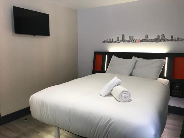 easyHotel London City Shoreditch : photo 9 de la chambre chambre double avec fenêtre