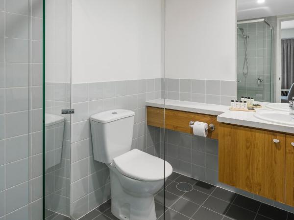 Oaks Adelaide Embassy Suites : photo 4 de la chambre appartement 2 chambres deluxe