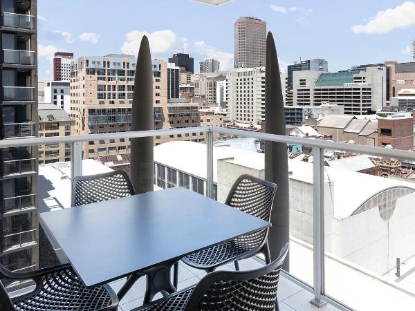 Oaks Adelaide Embassy Suites : photo 3 de la chambre appartement 2 chambres deluxe