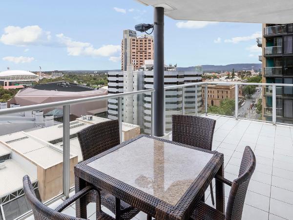 Oaks Adelaide Embassy Suites : photo 2 de la chambre appartement exécutif 2 chambres