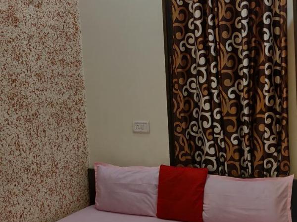 Pearl Premium Homes, Family BnB Guest-House : photo 8 de la chambre chambre double Économique