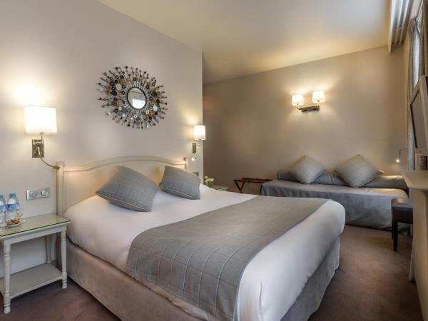 Logis Hôtel - La Résidence du Berry : photo 1 de la chambre chambre familiale (3 personnes)