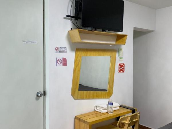 Hotel Tecnologico : photo 1 de la chambre chambre double