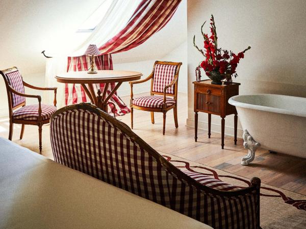 Hotel Peter and Paul, an Ash Hotel : photo 6 de la chambre hébergement classique school house