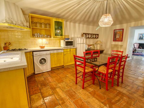 Mas d'Escattes : photo 7 de la chambre appartement - rez-de-chaussée