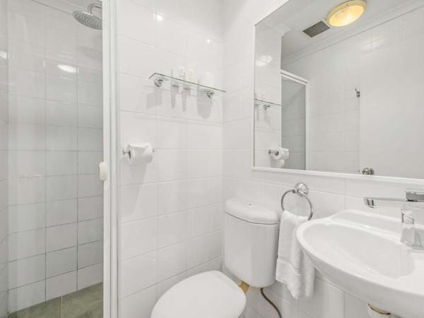 Silkari Urban CKS Sydney Airport Hotel : photo 1 de la chambre chambre lit king-size standard