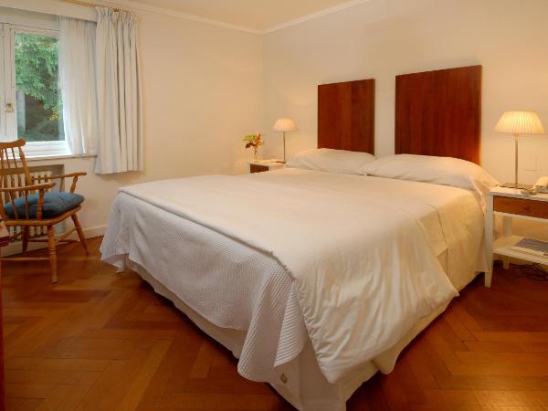 Hotel Tunquelén : photo 1 de la chambre chambre double ou lits jumeaux avec vue sur forêt