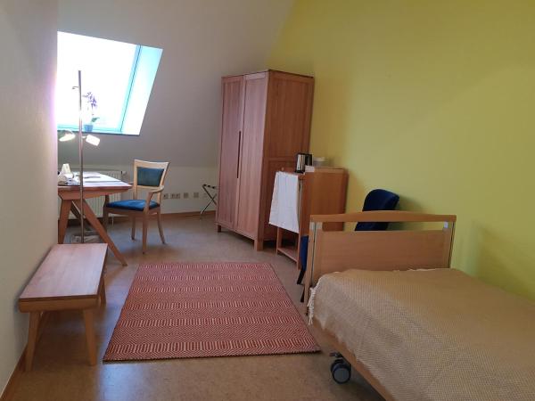 Haus Aja Textor-Goethe : photo 3 de la chambre chambre simple avec salle de bains 