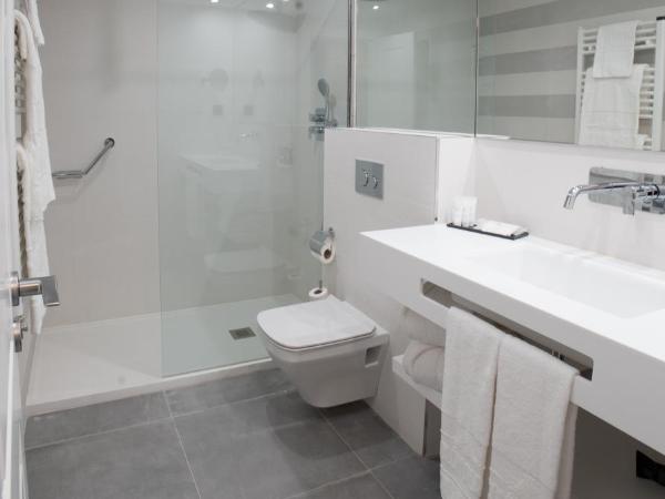 Hotel Colón Plaza : photo 5 de la chambre suite junior