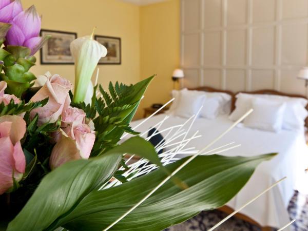 Regina Isabella-Resort Spa Restaurant : photo 6 de la chambre chambre double ou lits jumeaux - vue sur mer