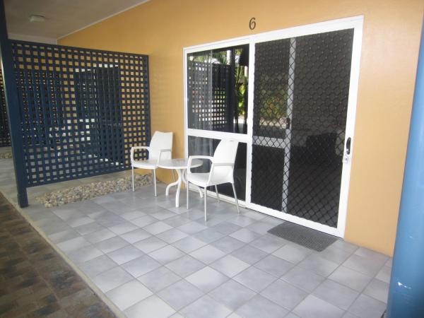 Lazy Lizard Motor Inn : photo 3 de la chambre studio lit queen-size de luxe