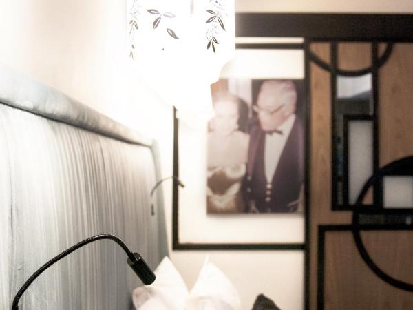 Riad Dar Saba - Saba's House : photo 2 de la chambre suite lit king-size avec baignoire spa