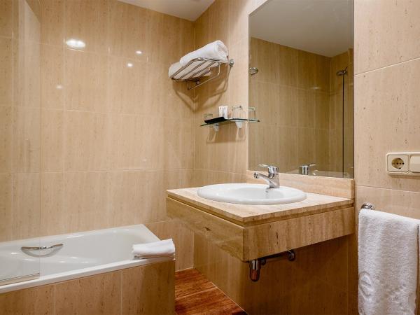 Ikonik Plaza Mercado : photo 8 de la chambre chambre double standard