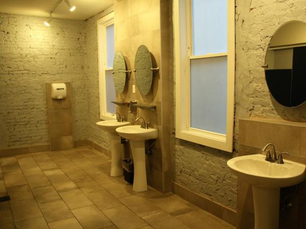 Apple Hostels of Philadelphia : photo 1 de la chambre chambre familiale avec salle de bains commune