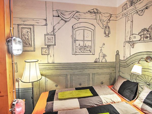 Lavender Circus Hostel, Doubles & Ensuites : photo 2 de la chambre chambre double avec salle de bains commune