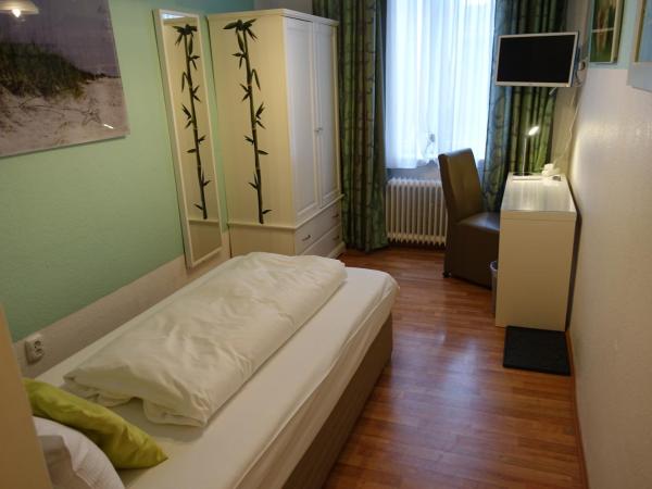 Hotel Villa Konstanz : photo 1 de la chambre chambre simple