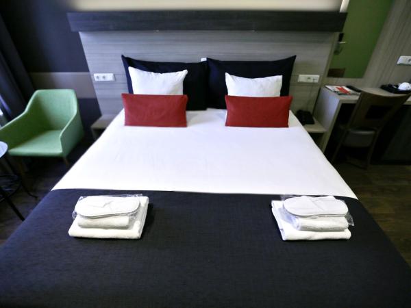 City Hotel Amsterdam : photo 3 de la chambre chambre double supérieure