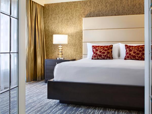 Fairmont Waterfront : photo 6 de la chambre suite lit king-size côte ouest