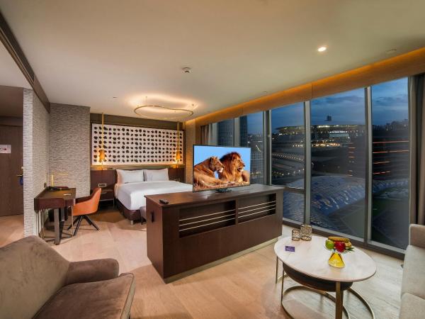 Radisson Collection Hotel, Vadistanbul : photo 8 de la chambre chambre collection premium - vue sur ville et forêt