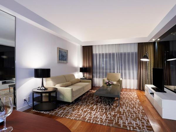 Hotel Kukdo : photo 2 de la chambre suite premier avec baignoire - netflix (utilisation du compte personnel)