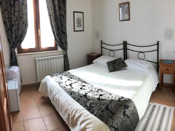 Villa Tuscany Siena : photo 2 de la chambre chambre double ou lits jumeaux