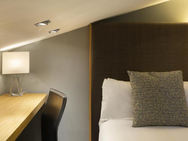 Petit Palace Tres Cruces : photo 5 de la chambre chambre double