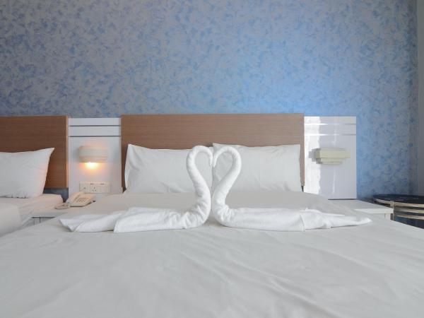 Suite Dreamz Hotel : photo 3 de la chambre chambre triple avec vue