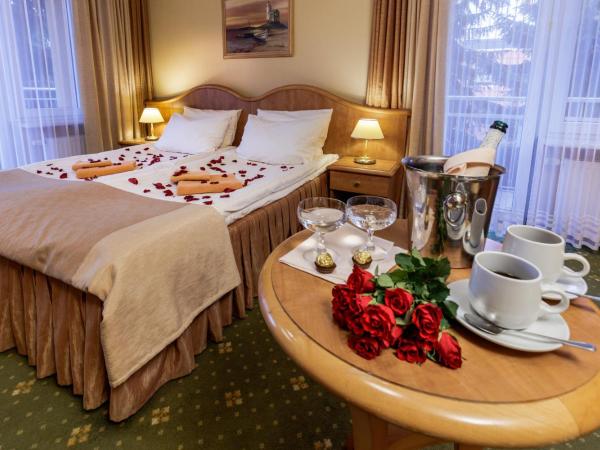 Hotel Polaris III : photo 7 de la chambre chambre double ou lits jumeaux avec balcon