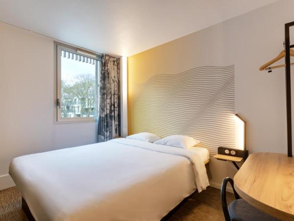 B&B HOTEL Lille Centre Grand Palais : photo 1 de la chambre chambre simple