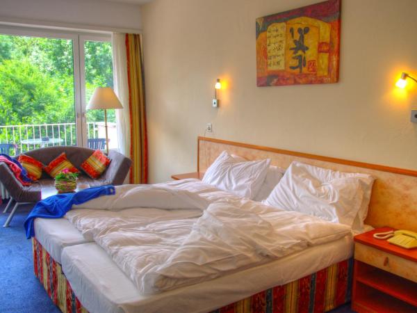 Hotel Excelsior : photo 8 de la chambre chambre double ou lits jumeaux avec balcon