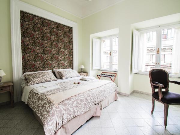 Domus Sibyllina, Galleria Umberto I : photo 5 de la chambre chambre deluxe double ou lits jumeaux