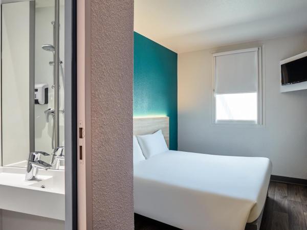 hotelF1 Nmes Ouest : photo 6 de la chambre chambre double cabrio