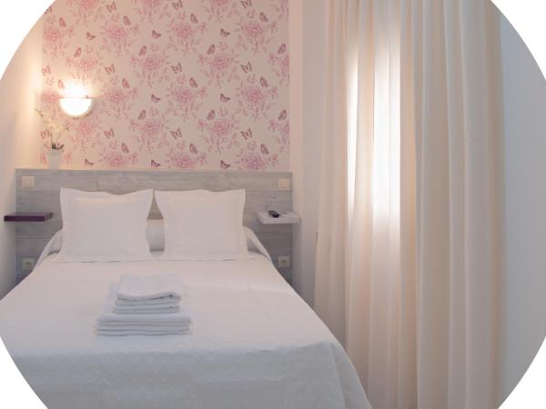 Nersan : photo 3 de la chambre chambre double ou lits jumeaux avec salle de bains privative