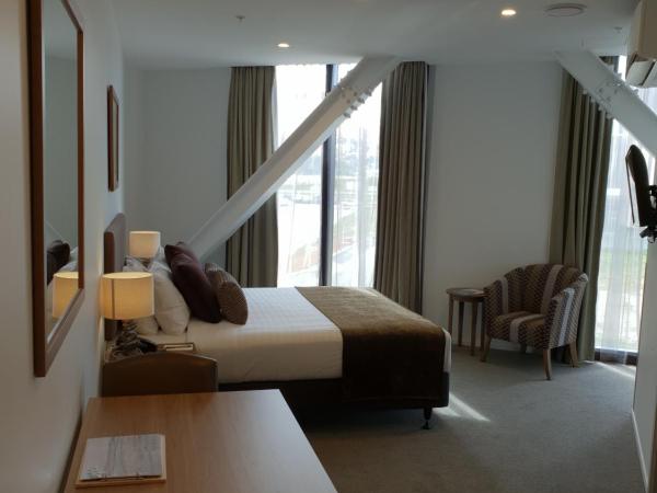 Wyndham Garden Queenstown : photo 4 de la chambre studio deluxe avec kitchenette