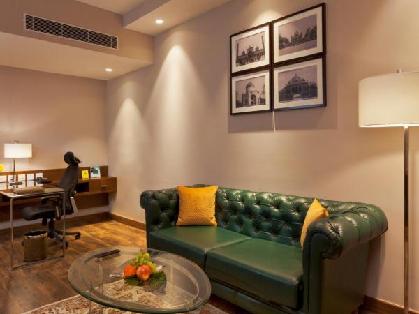 Lemon Tree Hotel, Sector 68, Sohna Road, Gurugram : photo 3 de la chambre executive suite with 1+1 (happy hours from 5 pm to 9 pm) and 2 pcs of laundry complimentary per room per stay