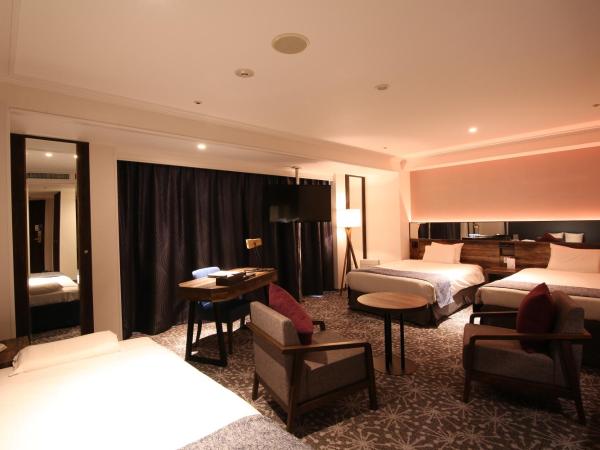 Quintessa Hotel Sapporo : photo 2 de la chambre grande chambre lits jumeaux avec lit d’appoint - non-fumeurs