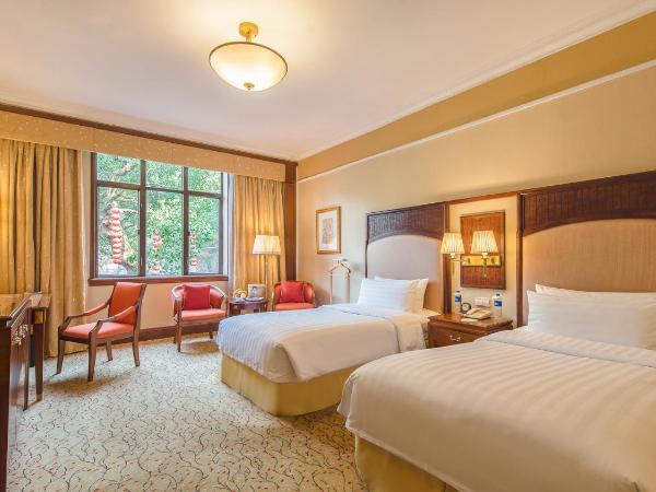 Shangri-La Hangzhou : photo 4 de la chambre chambre lits jumeaux horizon - vue sur colline