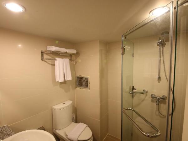 Sunshine Hotel & Residences : photo 3 de la chambre chambre double ou lits jumeaux standard