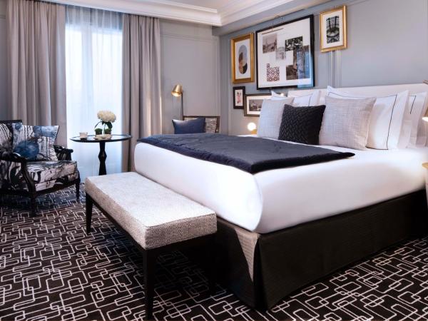 Le Damantin Hôtel & Spa : photo 1 de la chambre chambre supérieure - vue sur tour eiffel