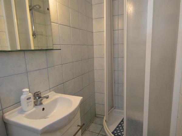 Olympia Hotel : photo 9 de la chambre petite chambre simple